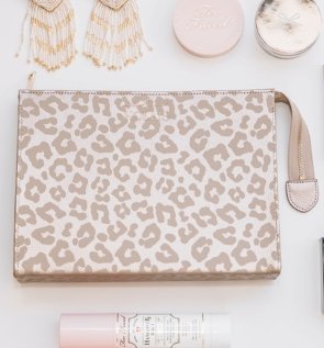 leopard-print-accessory-pouch_1024x1024_7ef0f79b-329c-4bf6-859a-f8148d6cf378.jpg